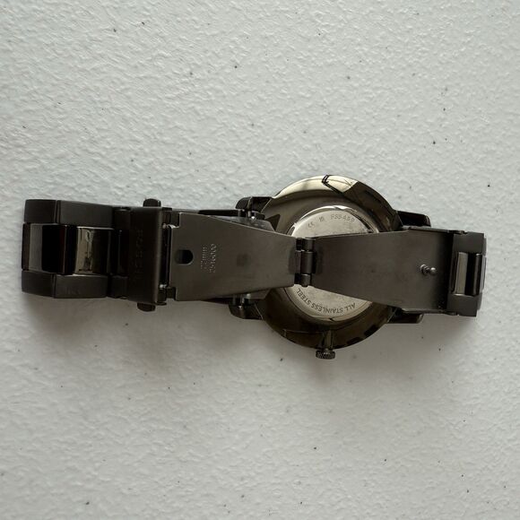 Fossil Men's Minimalist Smoke Stainless Steel Gray Dial 3-Hand Watch Round Case - Picture 8 of 8